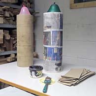 Anfertigung der Flaschenkörper aus Kleisterpapier